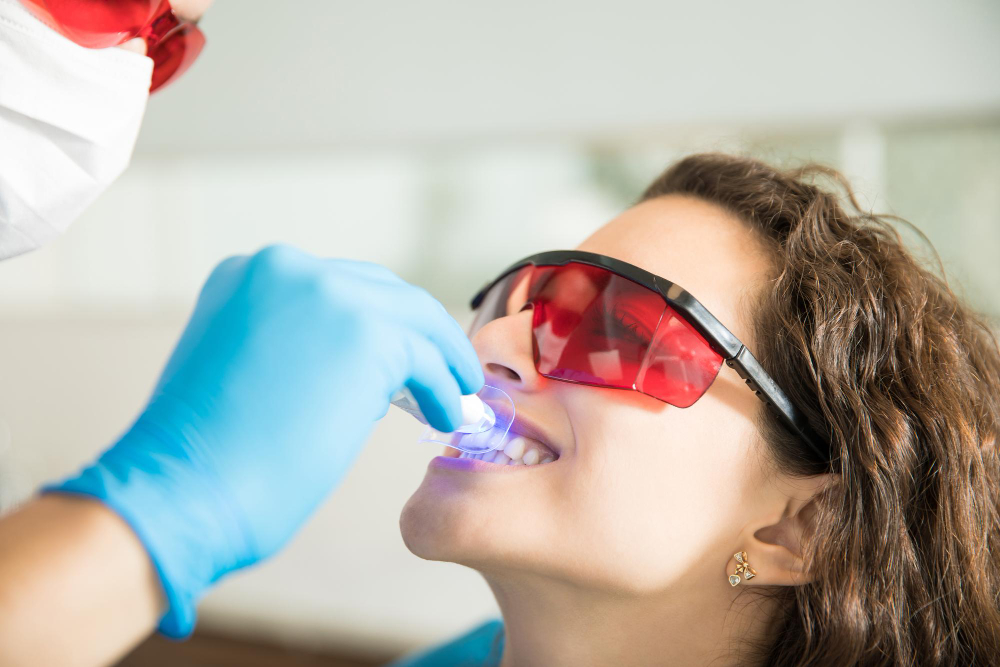 cuanto cuesta un blanqueamiento dental